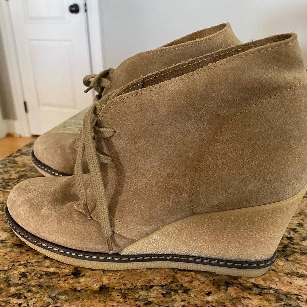 J Crew Chucca tan suede wedge boots. Size 6